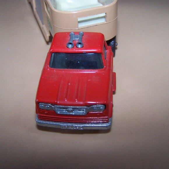 Vintage Matchbox Lesney England Ascot Stables Horse Van Dodge Tractor & Trailer - Picture 6 of 9